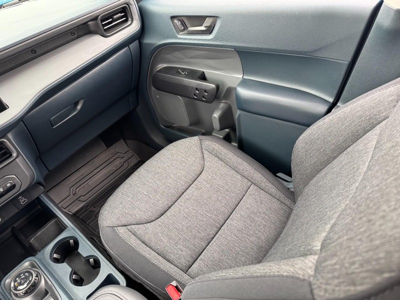 Ford Maverick Vehicle Image 15