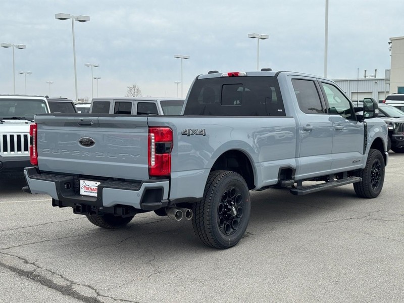 Ford Super Duty F-250 SRW Vehicle Image 03