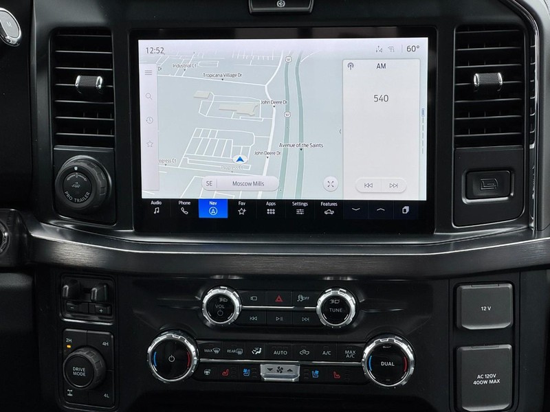 Ford Super Duty F-250 SRW Vehicle Image 09