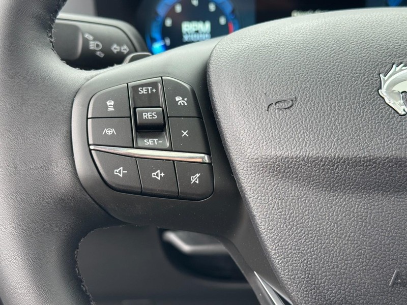 Ford Bronco Sport Vehicle Full-screen Gallery Image 22