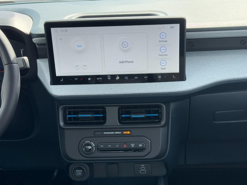 Ford Maverick Vehicle Full-screen Gallery Image 8