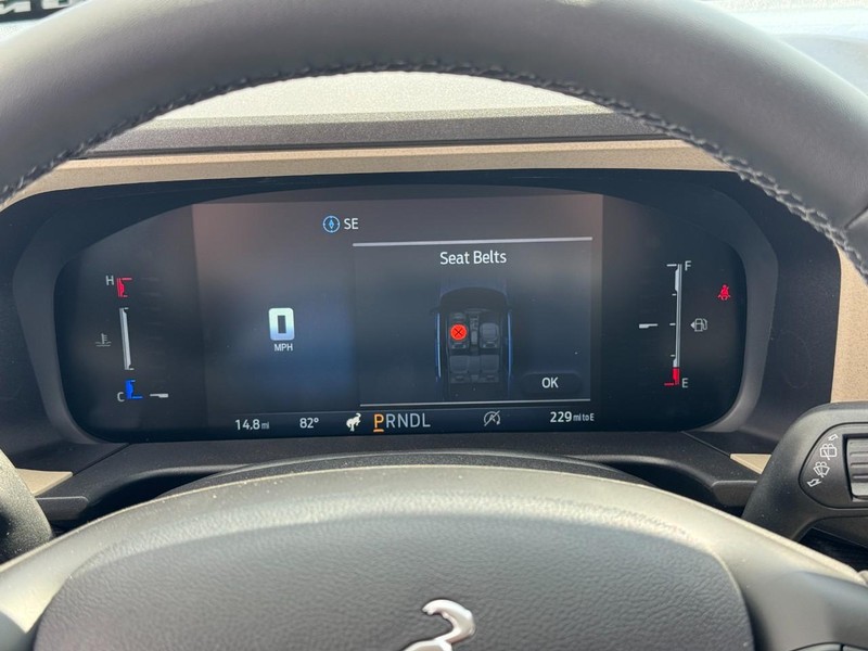 Ford Bronco Sport Vehicle Full-screen Gallery Image 23