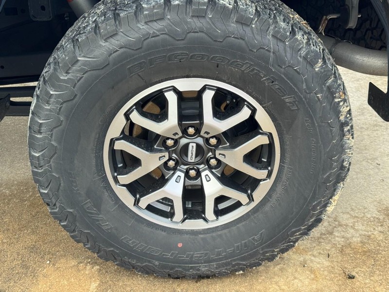 Ford F-150 Vehicle Full-screen Gallery Image 7