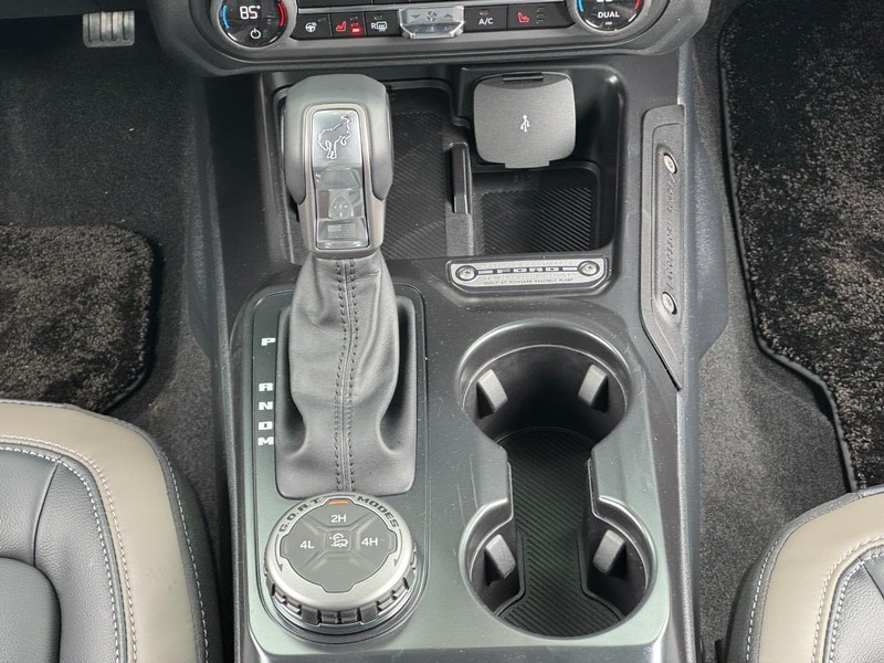 Ford Bronco Vehicle Image 13