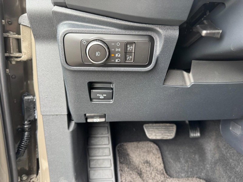 Ford Bronco Vehicle Image 19