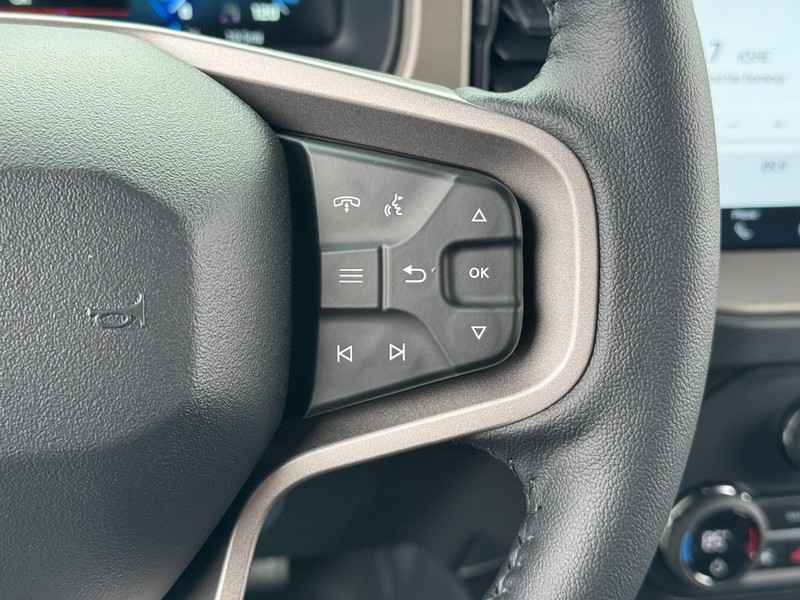 Ford Bronco Vehicle Image 21