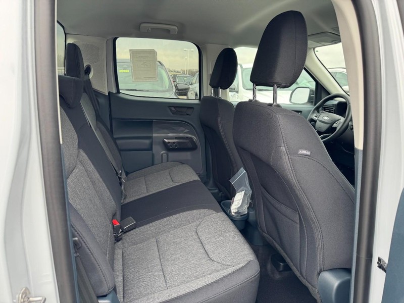 Ford Maverick Vehicle Image 05