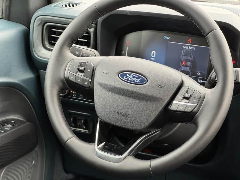 Ford Maverick Vehicle Image 07