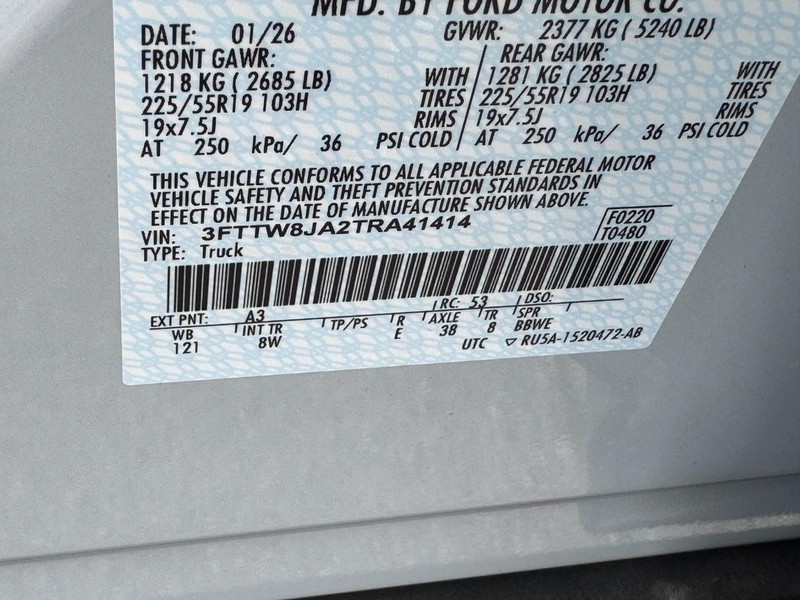 Ford Maverick Vehicle Image 18