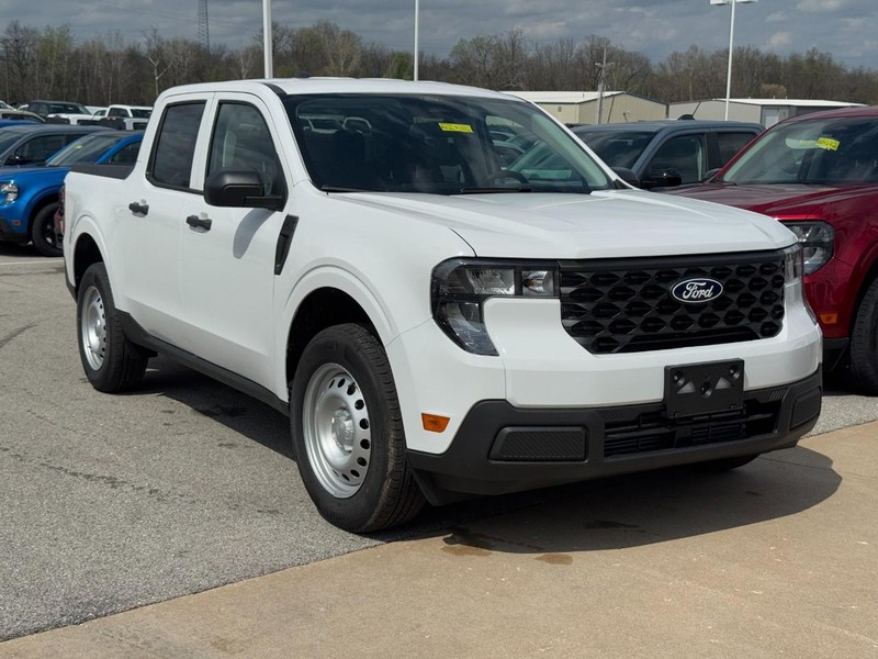 Ford Maverick Vehicle Image 02