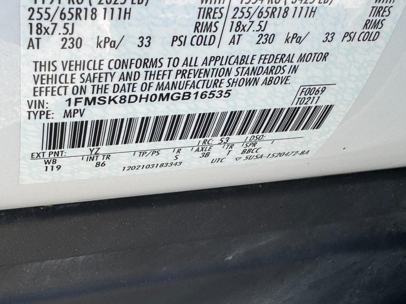 Ford Explorer Vehicle Full-screen Gallery Image 26