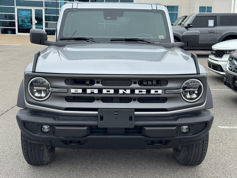 Ford Bronco Vehicle Image 09