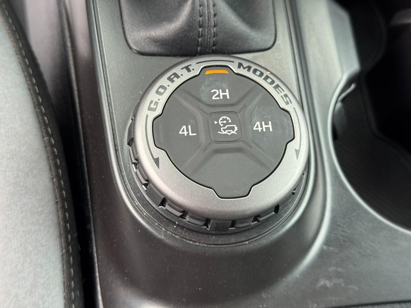 Ford Bronco Vehicle Image 23