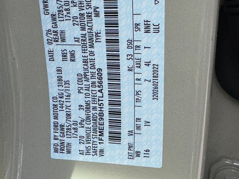 Ford Bronco Vehicle Full-screen Gallery Image 16