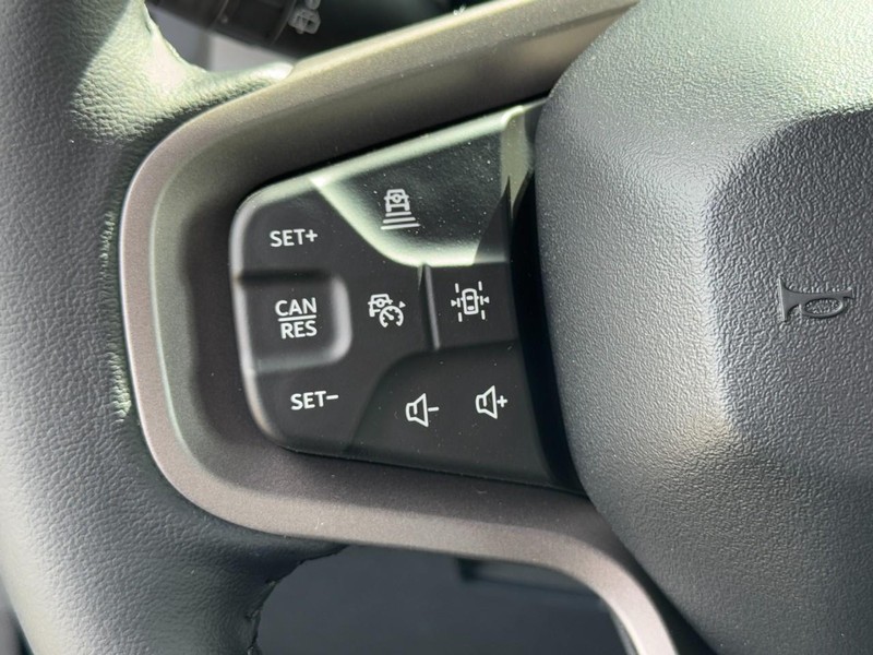 Ford Bronco Vehicle Full-screen Gallery Image 10