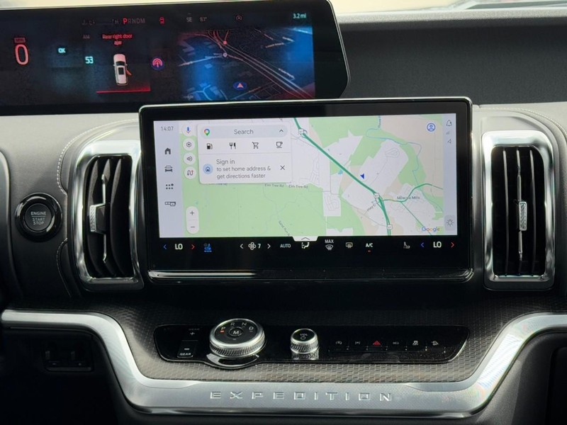 Ford Expedition Max Vehicle Image 09