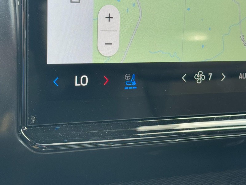 Ford Expedition Max Vehicle Image 13