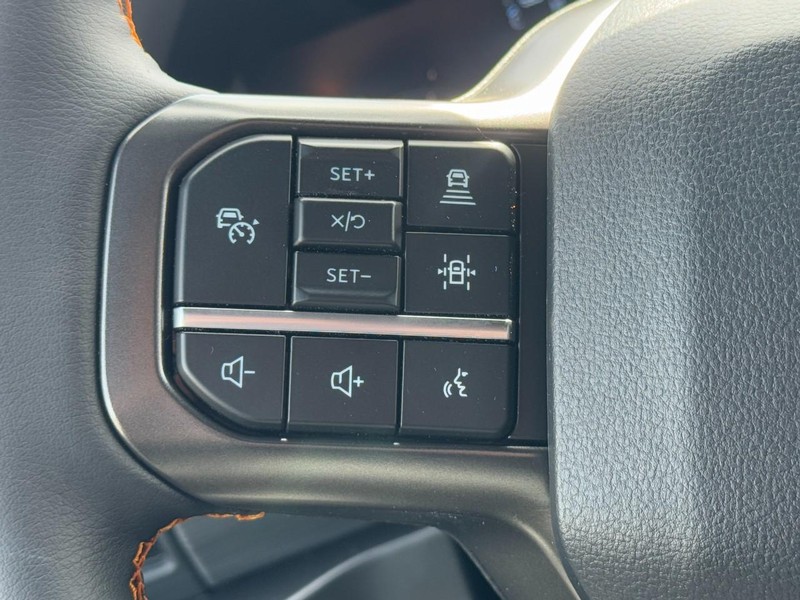 Ford F-150 Vehicle Full-screen Gallery Image 10