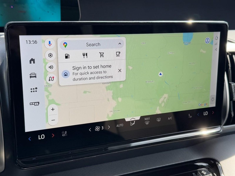 Ford Expedition Max Vehicle Full-screen Gallery Image 15