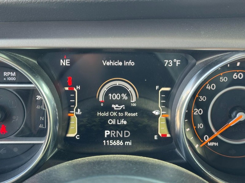 Jeep Wrangler Unlimited Vehicle Image 19