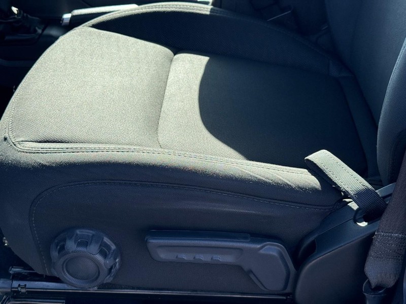 Jeep Wrangler Unlimited Vehicle Image 25