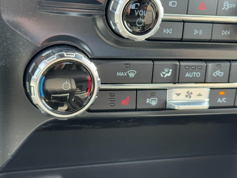 Ford F-150 Vehicle Image 12