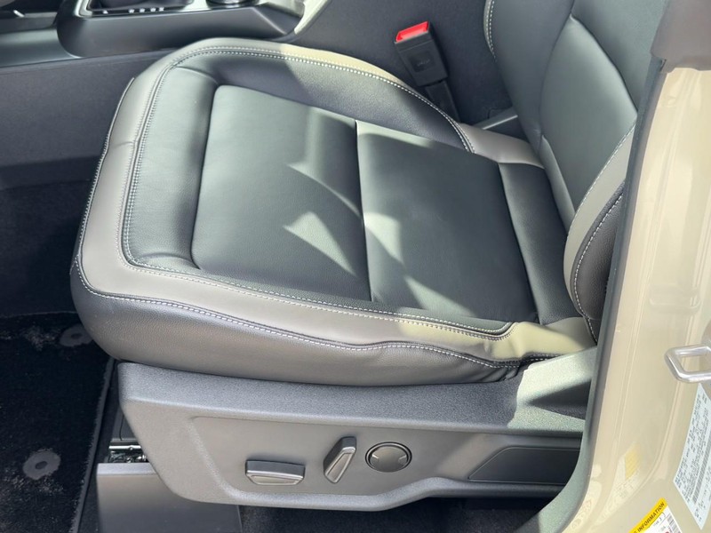 Ford Bronco Vehicle Image 15