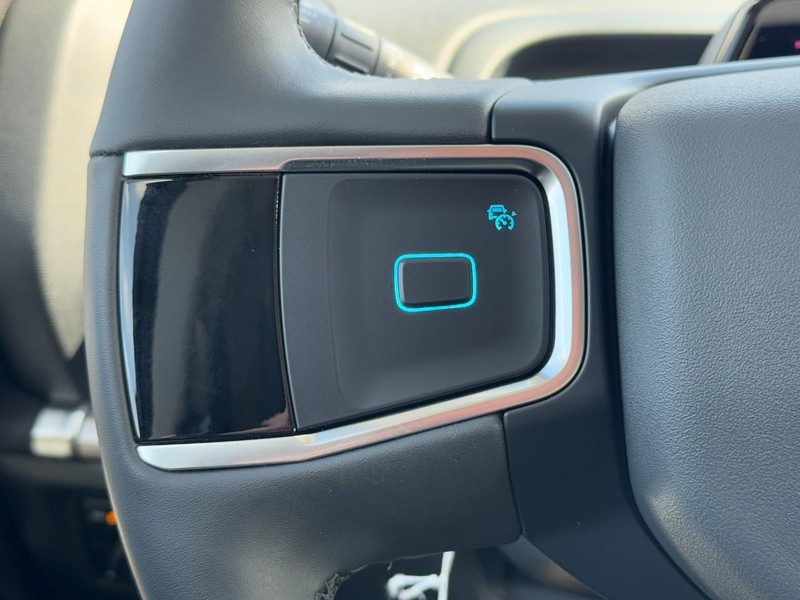 Ford Expedition Max Vehicle Image 11