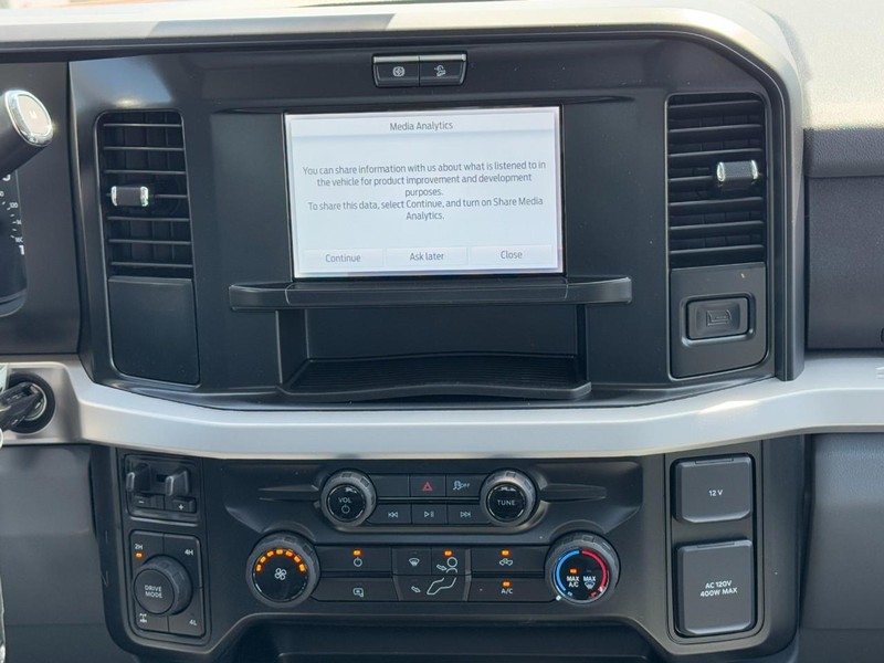 Ford Super Duty F-250 SRW Vehicle Image 08