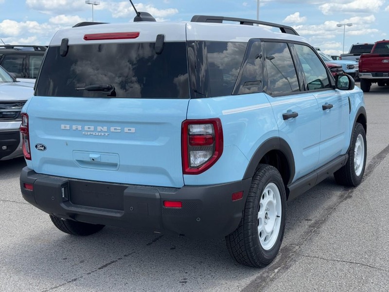 Ford Bronco Sport Vehicle Image 03