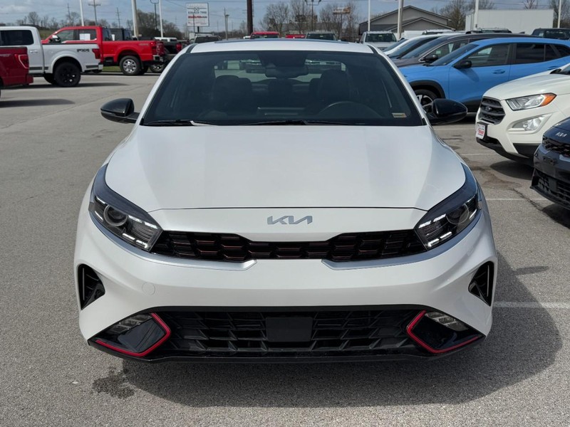 Kia Forte Vehicle Image 09