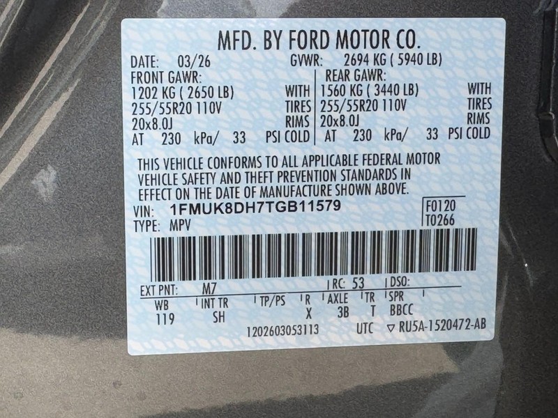 Ford Explorer Vehicle Full-screen Gallery Image 17