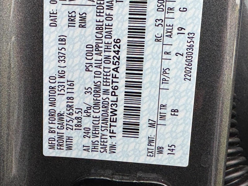 Ford F-150 Vehicle Full-screen Gallery Image 15