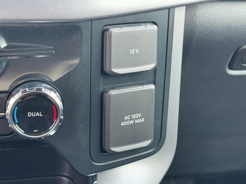 Ford F-150 Vehicle Image 12