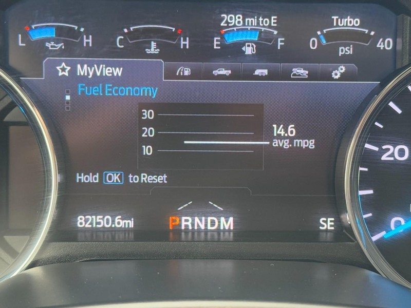 Ford Super Duty F-250 SRW Vehicle Full-screen Gallery Image 20