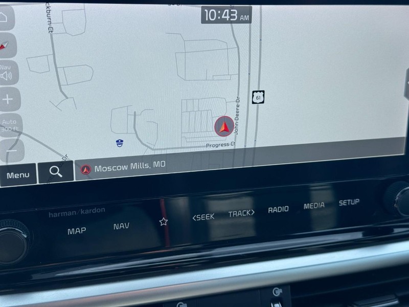 Kia Forte Vehicle Full-screen Gallery Image 21