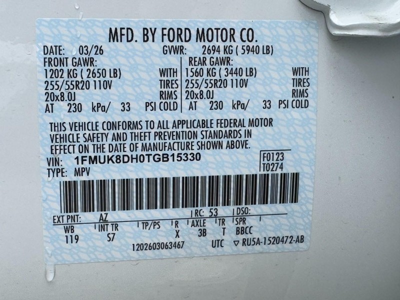 Ford Explorer Vehicle Full-screen Gallery Image 18