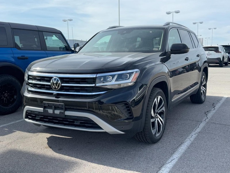 Volkswagen Atlas Vehicle Full-screen Gallery Image 2