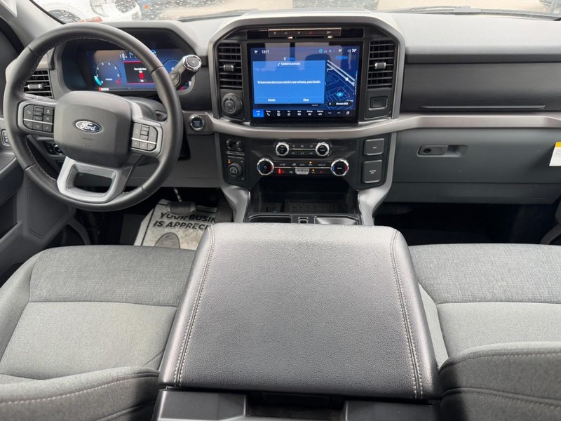 Ford F-150 Vehicle Image 11