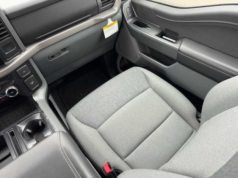 Ford F-150 Vehicle Image 15