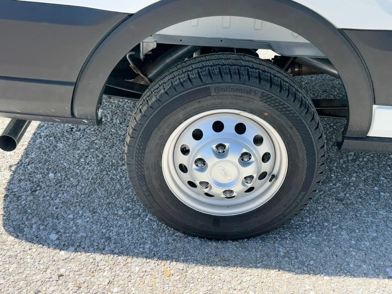 Ford Transit Cargo Van Vehicle Image 04