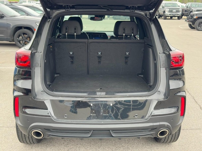 Chevrolet TrailBlazer Vehicle Full-screen Gallery Image 5