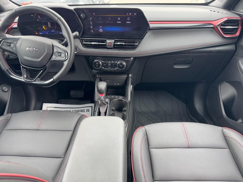 Chevrolet TrailBlazer Vehicle Full-screen Gallery Image 11