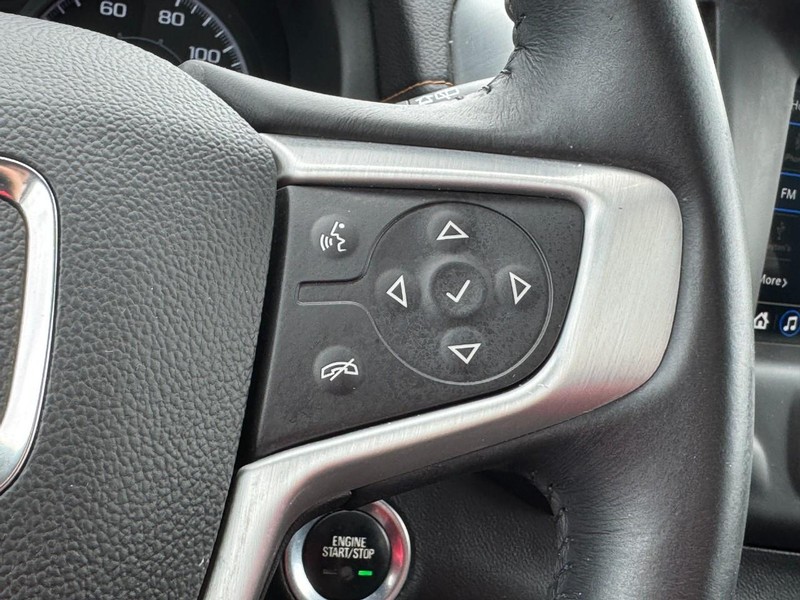 GMC Terrain Vehicle Full-screen Gallery Image 17