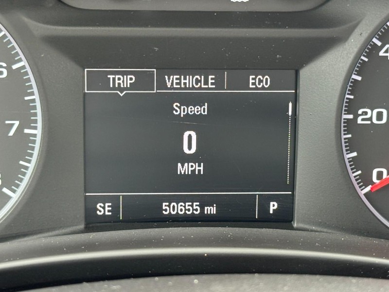 GMC Terrain Vehicle Full-screen Gallery Image 18