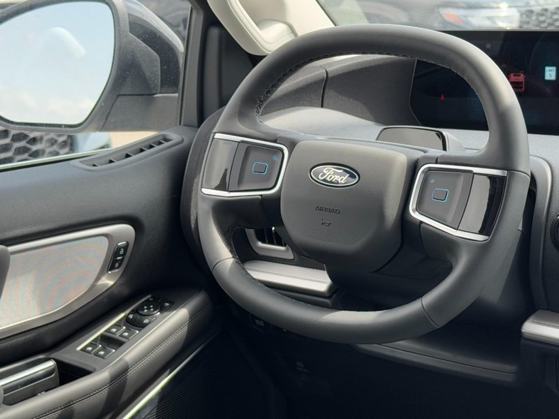 Ford Expedition Max Vehicle Image 08