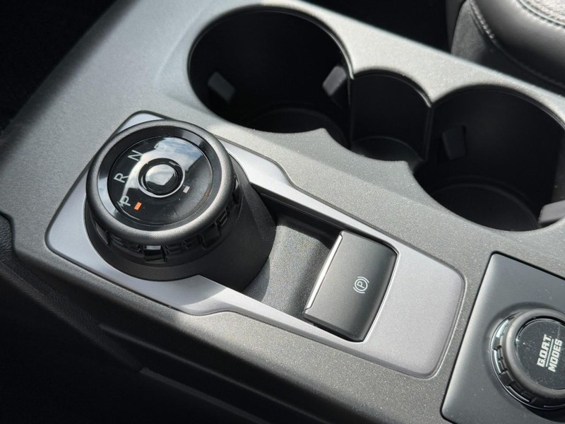 Ford Bronco Sport Vehicle Full-screen Gallery Image 13