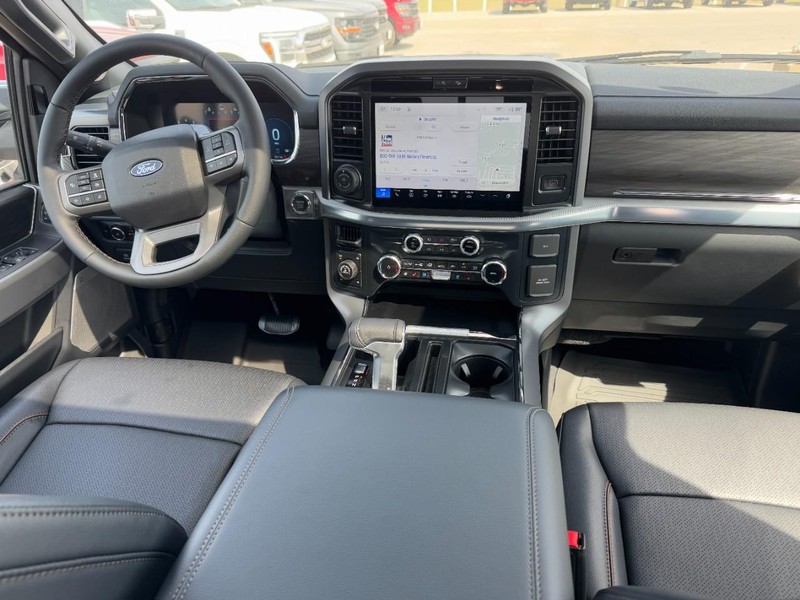 Ford F-150 Vehicle Full-screen Gallery Image 6