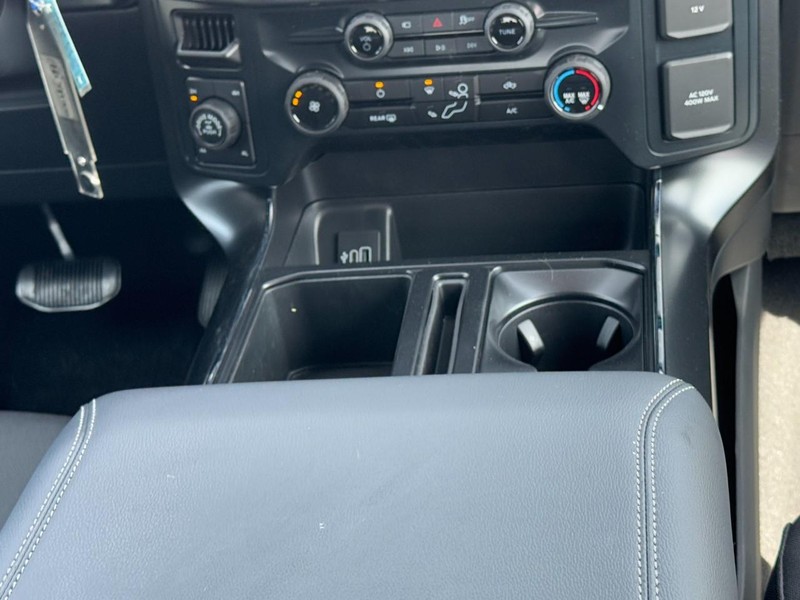 Ford F-150 Vehicle Image 09