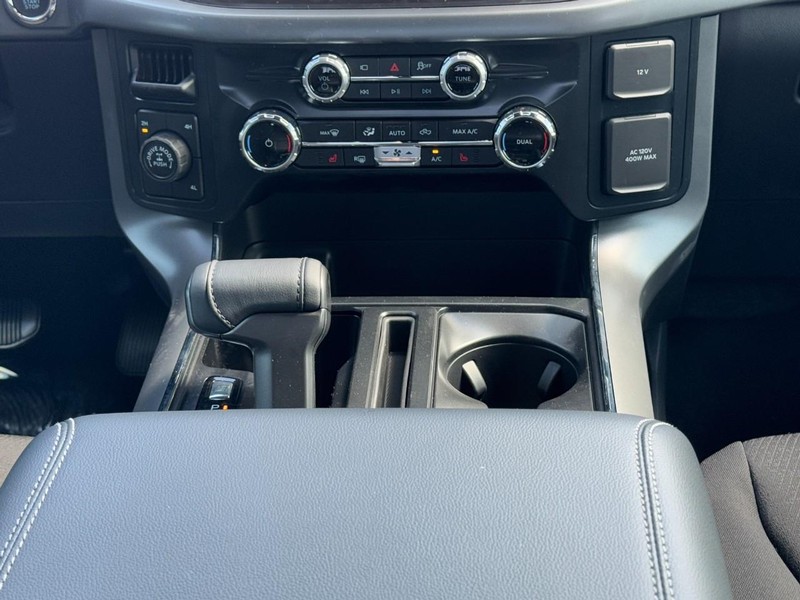 Ford F-150 Vehicle Image 09